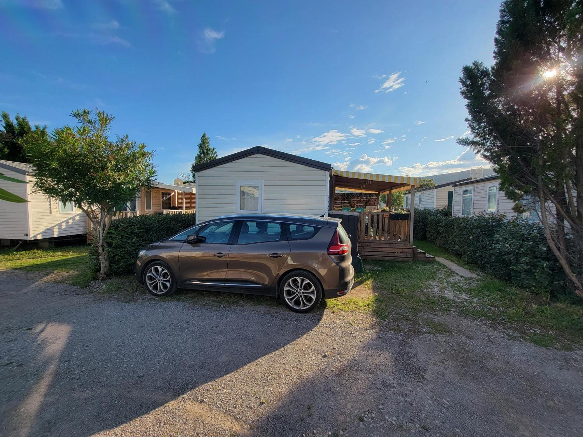 ויק-לה-גארדיול Mobilhome Au Camping Les Salins De La Gardiole Ex Camping Europe מראה חיצוני תמונה
